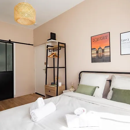 Les Du Parc Bordelais - Le Sommelier Apartment Le Bouscat